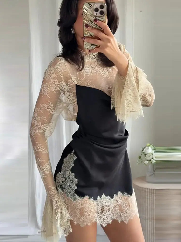 Lace Patchwork Panelled Short Dress Women Sexy Hollow Out Flare Long Sleeve Pleat Party Evening Dresses Charming Ladies Clubwear