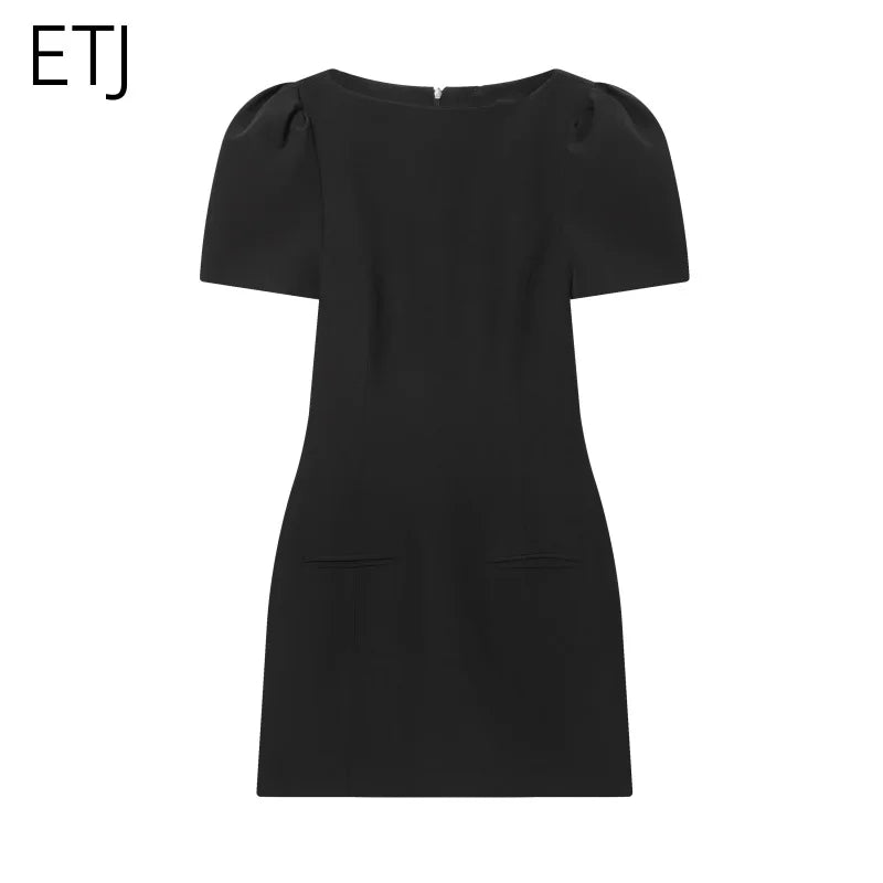 ETJ 2025 women's new products are elegant and stylish Short dress with a boat neck and short sleeves with pleats  black dress