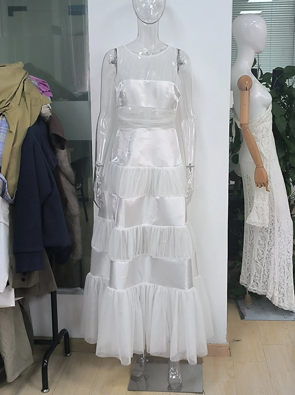 Women Solid Halter Neck Ruffle Long Dress Elegant Sleeveless Chiffon Tiered Waist Cinching Maxi Dresses 2026 New Street Vestidos