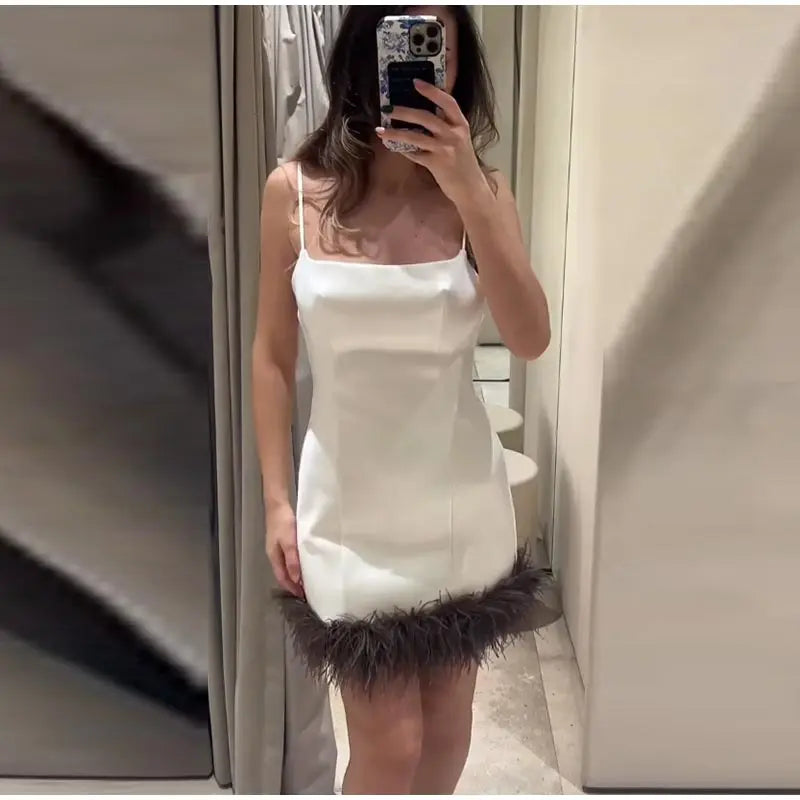 Sexy Feather Patchork Sling Short Dress Women Sleeveless Backless Slim Female Dresses 2026 Spring Summer Lady Beach Chic Robes